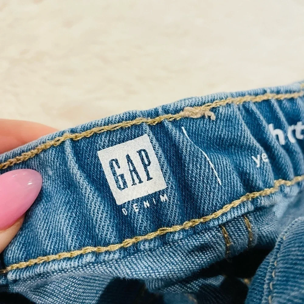 GAP Denim Distressed Raw Hem Toddler Kid’s Shortie Jean Shorts Size 5 Years